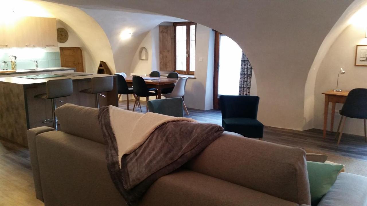 Maison A Tour Briancon Δωμάτιο φωτογραφία